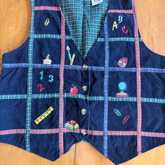 Vintage Petite Sophisticate Embroidered School Teacher Kitschy Vest Size PM - Picture 4 of 5